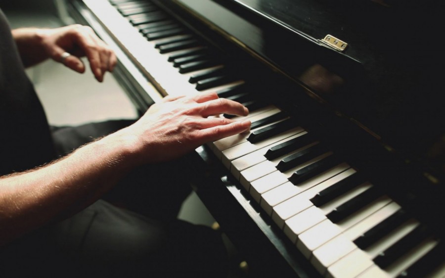 A dallam világának felfedezése: zongoraórák az MBH MelodyMasters